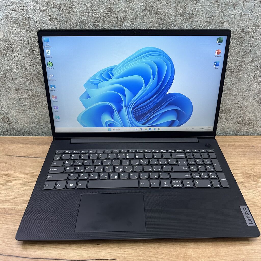 Dell Vostro 3520 16gb